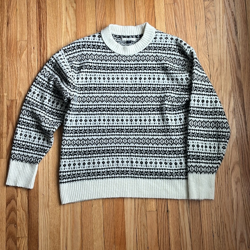 American Eagle sweater